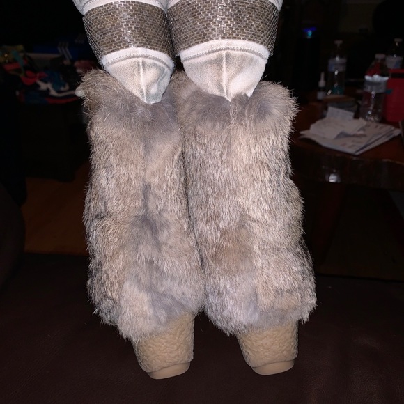 Coach Maryann Tan Rabbit Boots size 7 made in Italy, worn once - Picture 3 of 6